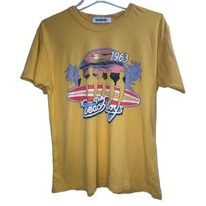 Daydreamer NWOT Size XS Yellow The‎ Beach Boys 1963 Ringer Tee